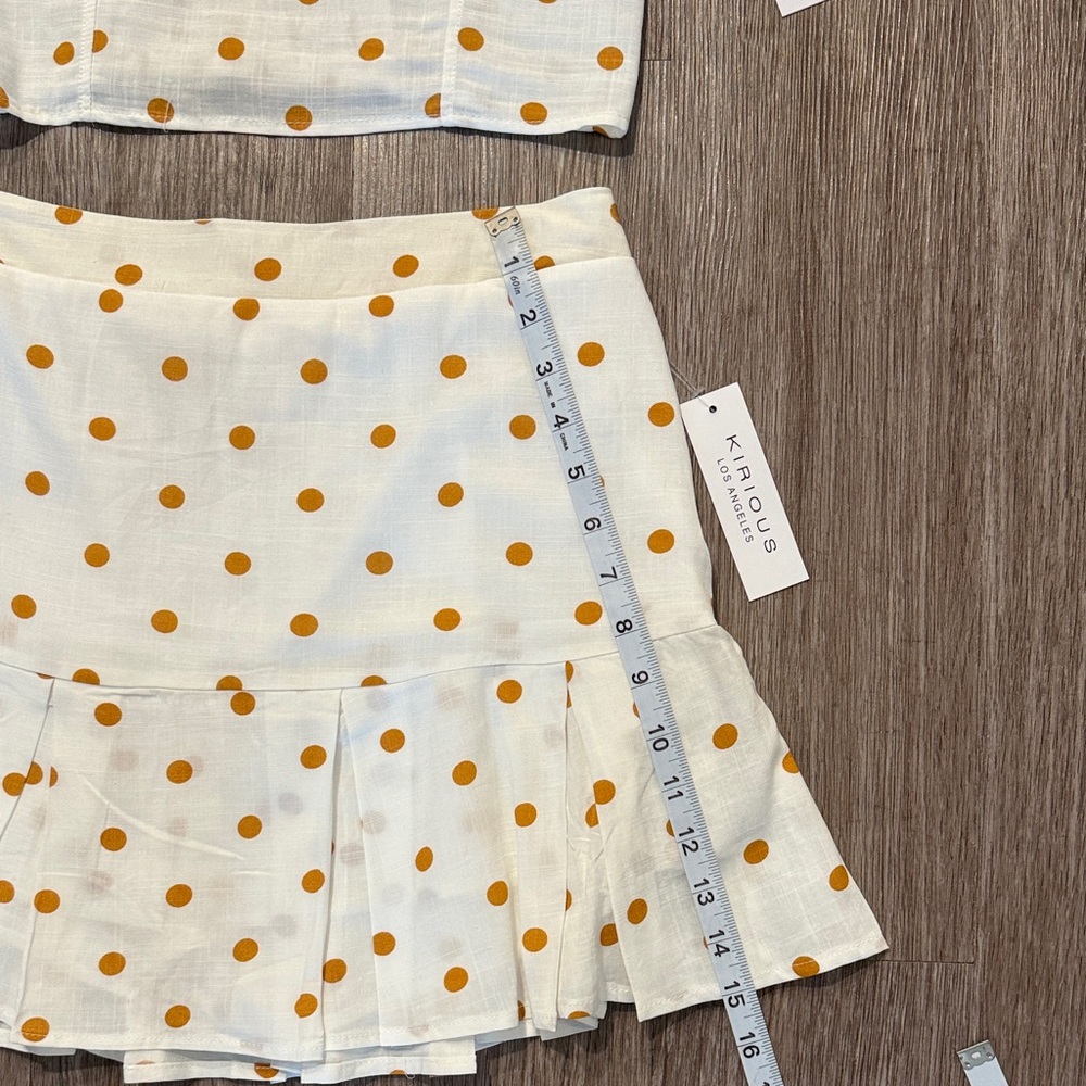 Stylish White and Orange Polka Dot Skirt Set - Picture 6 of 10